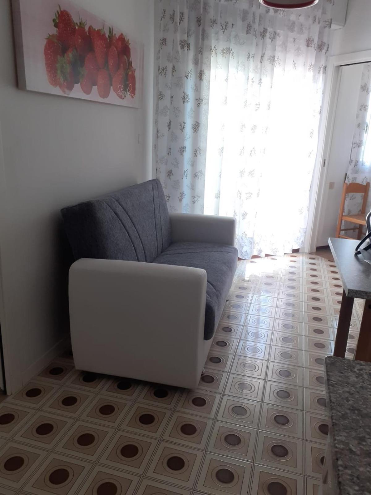 Residence Apollo - Walterigato Apartments Solo Per Famiglie Jesolo Extérieur photo