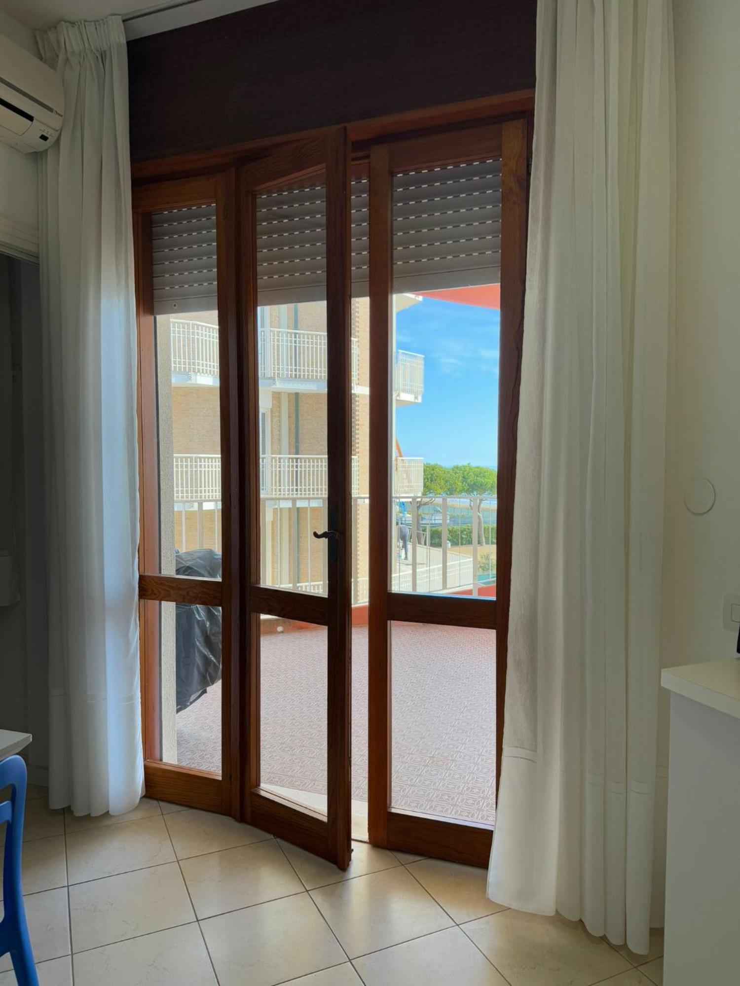 Residence Apollo - Walterigato Apartments Solo Per Famiglie Jesolo Extérieur photo